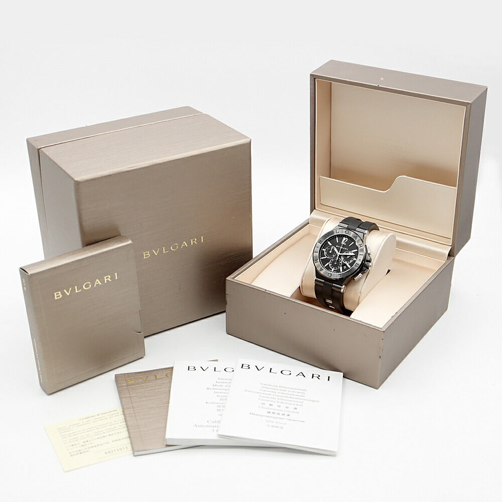 BVLGARI ブルガリ ディアゴノ ウルトラネロ クロノグラフ DG42BSCCH デイト 100m防水 スモールセコンド 黒 ブラック CE セラミック SS ステンレス 純正ベルト 純正尾錠 メンズ 自動巻き【6ヶ月保証】【腕時計】【中古】