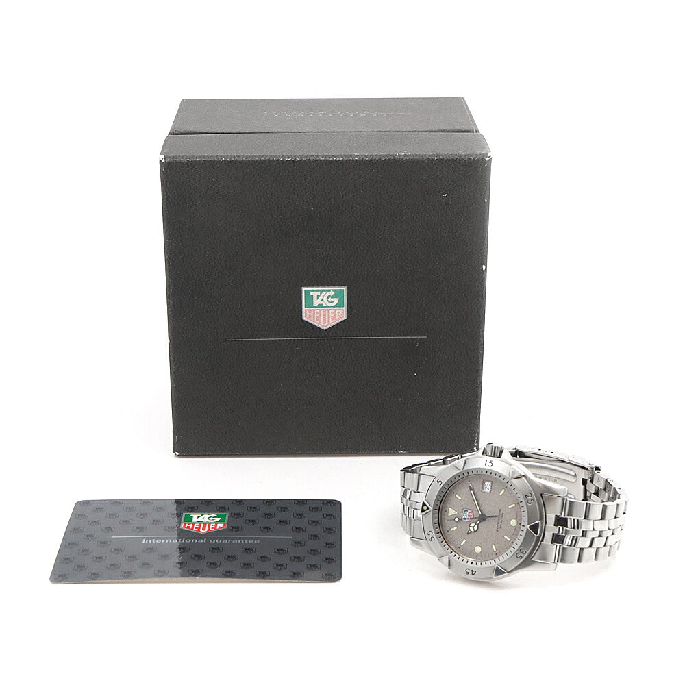 電池交換済 TAG Heuer タグホイヤー プロフェッショナル 1500シリーズ WD1211-K-20 デイト 200m防水 グレー SS ステンレス メンズ クォーツ【6ヶ月保証】【腕時計】【中古】