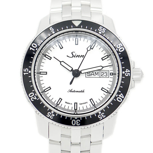 Almost new internal point inspection SINN gin 104.st.sa.i.w.104.012 day date 200m waterproof anti -magnetic white white white SS stainless steel men's automatic wind [6 months warranty] [Watch] [Used]