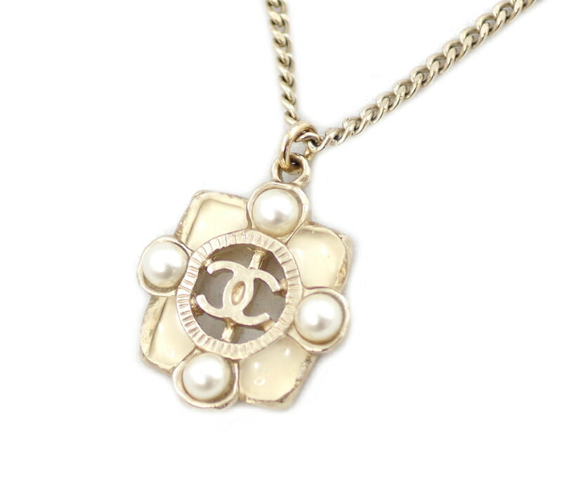 CHANEL Chanel Coco Mark CC Ivory Pearl Necklace Gold A16P Necklace Accessories [Jewelry] [Used]